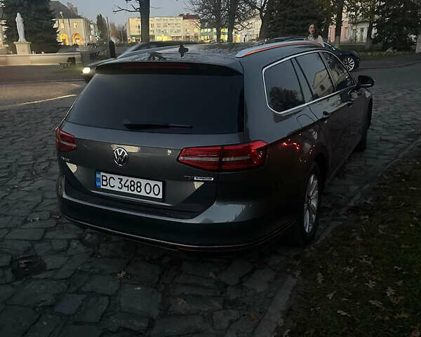 Сірий Фольксваген Пассат, об'ємом двигуна 1.6 л та пробігом 239 тис. км за 14300 $, фото 3 на Automoto.ua