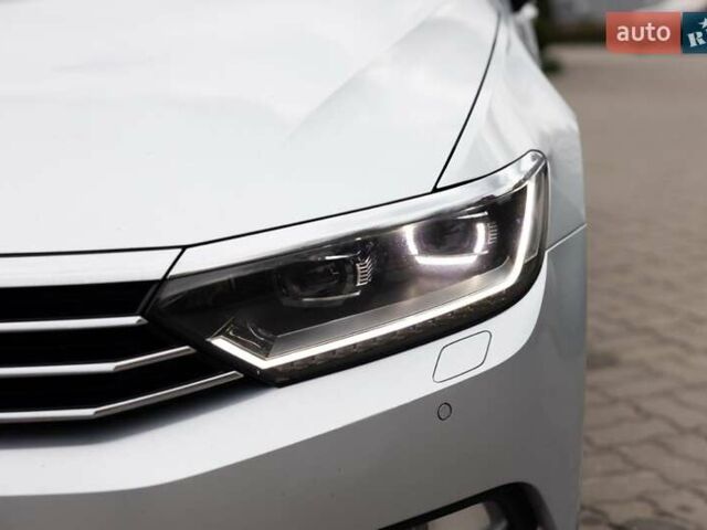 Сірий Фольксваген Пассат, об'ємом двигуна 2 л та пробігом 238 тис. км за 15300 $, фото 1 на Automoto.ua