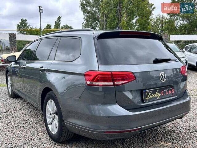 Серый Фольксваген Пассат, объемом двигателя 1.97 л и пробегом 334 тыс. км за 13000 $, фото 6 на Automoto.ua