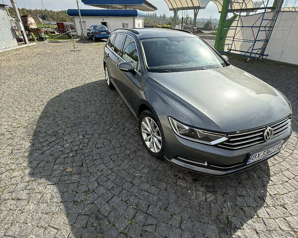 Серый Фольксваген Пассат, объемом двигателя 1.6 л и пробегом 293 тыс. км за 14300 $, фото 13 на Automoto.ua