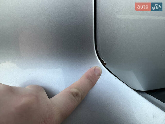 Серый Фольксваген Пассат, объемом двигателя 2 л и пробегом 425 тыс. км за 11500 $, фото 16 на Automoto.ua