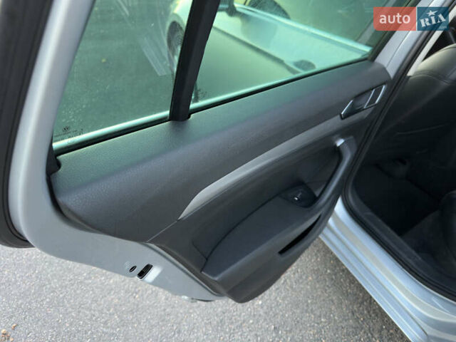 Серый Фольксваген Пассат, объемом двигателя 2 л и пробегом 425 тыс. км за 11500 $, фото 20 на Automoto.ua