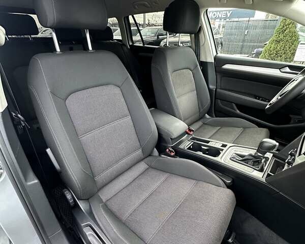 Сірий Фольксваген Пассат, об'ємом двигуна 1.97 л та пробігом 297 тис. км за 14600 $, фото 18 на Automoto.ua