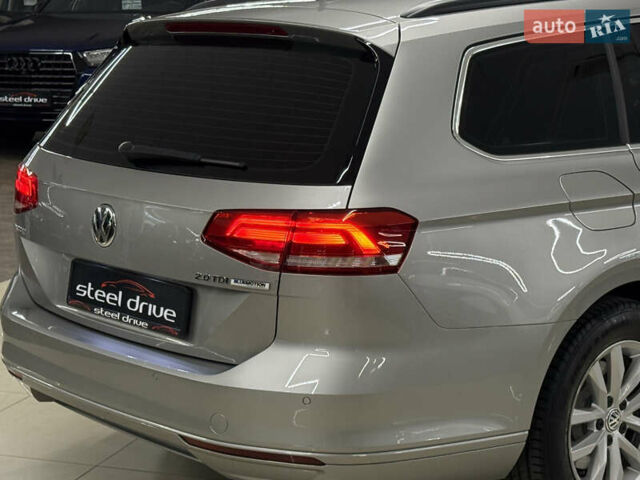 Серый Фольксваген Пассат, объемом двигателя 2 л и пробегом 257 тыс. км за 13599 $, фото 9 на Automoto.ua