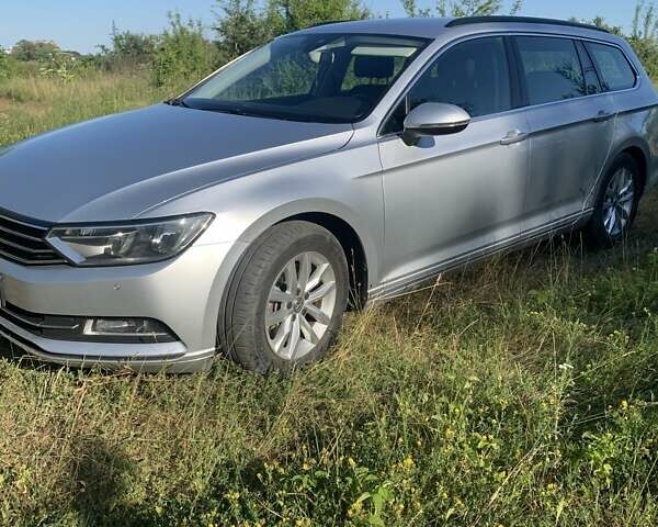 Серый Фольксваген Пассат, объемом двигателя 1.97 л и пробегом 310 тыс. км за 13200 $, фото 1 на Automoto.ua