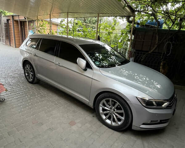 Серый Фольксваген Пассат, объемом двигателя 1.97 л и пробегом 326 тыс. км за 15999 $, фото 20 на Automoto.ua