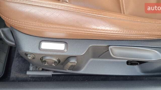 Серый Фольксваген Пассат, объемом двигателя 1.6 л и пробегом 235 тыс. км за 12800 $, фото 73 на Automoto.ua