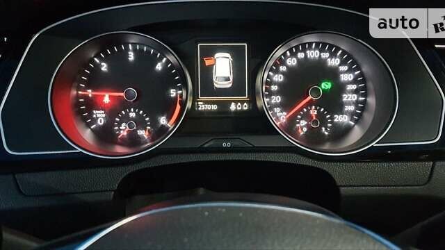 Сірий Фольксваген Пассат, об'ємом двигуна 2 л та пробігом 237 тис. км за 15600 $, фото 8 на Automoto.ua