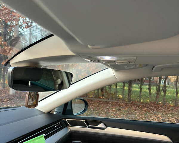 Сірий Фольксваген Пассат, об'ємом двигуна 1.97 л та пробігом 260 тис. км за 14499 $, фото 25 на Automoto.ua