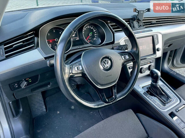 Серый Фольксваген Пассат, объемом двигателя 1.97 л и пробегом 278 тыс. км за 13900 $, фото 29 на Automoto.ua
