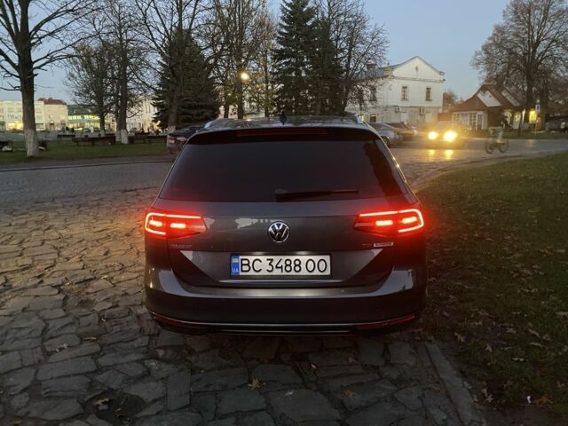 Сірий Фольксваген Пассат, об'ємом двигуна 1.6 л та пробігом 239 тис. км за 14300 $, фото 5 на Automoto.ua