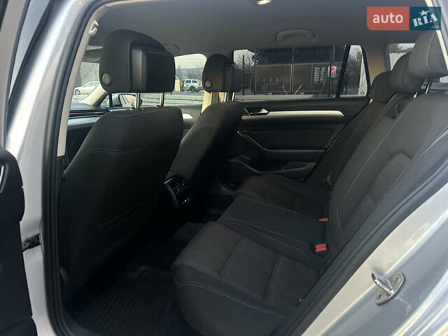 Сірий Фольксваген Пассат, об'ємом двигуна 1.97 л та пробігом 368 тис. км за 15900 $, фото 19 на Automoto.ua