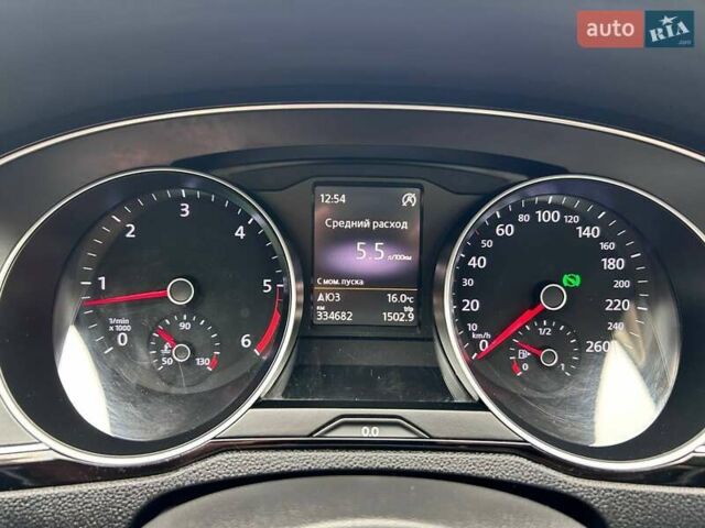 Серый Фольксваген Пассат, объемом двигателя 1.97 л и пробегом 334 тыс. км за 13000 $, фото 22 на Automoto.ua