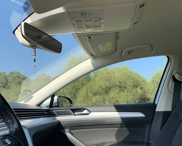 Серый Фольксваген Пассат, объемом двигателя 1.97 л и пробегом 310 тыс. км за 13200 $, фото 8 на Automoto.ua