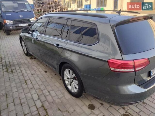 Серый Фольксваген Пассат, объемом двигателя 1.97 л и пробегом 329 тыс. км за 14800 $, фото 2 на Automoto.ua