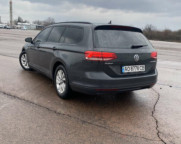 Сірий Фольксваген Пассат, об'ємом двигуна 2 л та пробігом 310 тис. км за 13000 $, фото 2 на Automoto.ua