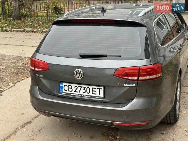 Сірий Фольксваген Пассат, об'ємом двигуна 1.6 л та пробігом 301 тис. км за 13700 $, фото 2 на Automoto.ua