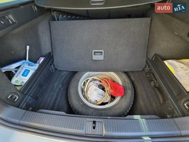 Серый Фольксваген Пассат, объемом двигателя 1.97 л и пробегом 217 тыс. км за 15900 $, фото 36 на Automoto.ua