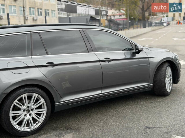 Сірий Фольксваген Пассат, об'ємом двигуна 1.97 л та пробігом 312 тис. км за 13000 $, фото 2 на Automoto.ua