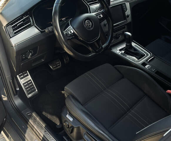 Сірий Фольксваген Пассат, об'ємом двигуна 1.97 л та пробігом 299 тис. км за 18999 $, фото 11 на Automoto.ua