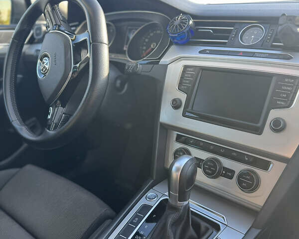 Сірий Фольксваген Пассат, об'ємом двигуна 1.97 л та пробігом 265 тис. км за 13999 $, фото 18 на Automoto.ua