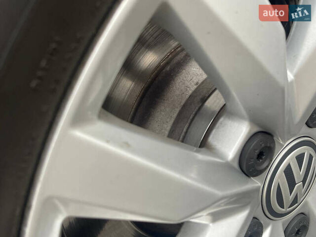 Сірий Фольксваген Пассат, об'ємом двигуна 1.97 л та пробігом 243 тис. км за 14900 $, фото 5 на Automoto.ua
