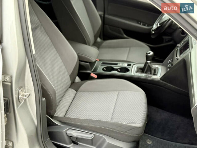 Серый Фольксваген Пассат, объемом двигателя 2 л и пробегом 181 тыс. км за 13499 $, фото 42 на Automoto.ua