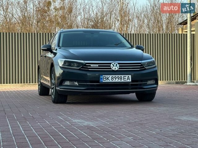 Серый Фольксваген Пассат, объемом двигателя 1.97 л и пробегом 300 тыс. км за 16100 $, фото 8 на Automoto.ua