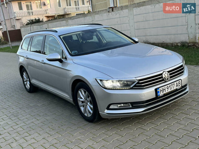 Серый Фольксваген Пассат, объемом двигателя 1.6 л и пробегом 262 тыс. км за 11800 $, фото 10 на Automoto.ua