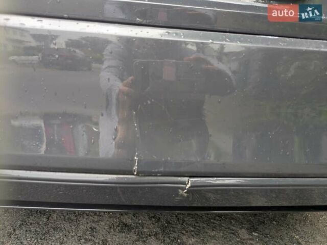 Серый Фольксваген Пассат, объемом двигателя 1.6 л и пробегом 290 тыс. км за 11499 $, фото 5 на Automoto.ua