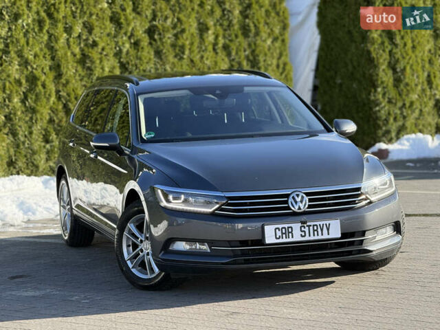 Серый Фольксваген Пассат, объемом двигателя 2 л и пробегом 195 тыс. км за 16999 $, фото 1 на Automoto.ua