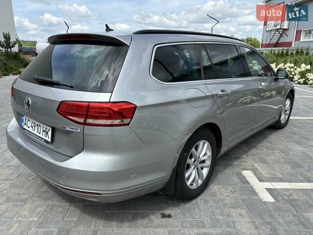 Сірий Фольксваген Пассат, об'ємом двигуна 1.6 л та пробігом 257 тис. км за 13300 $, фото 6 на Automoto.ua