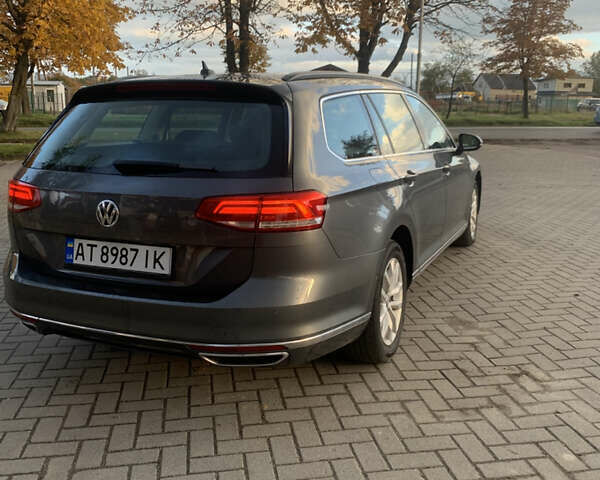 Серый Фольксваген Пассат, объемом двигателя 2 л и пробегом 276 тыс. км за 14200 $, фото 6 на Automoto.ua