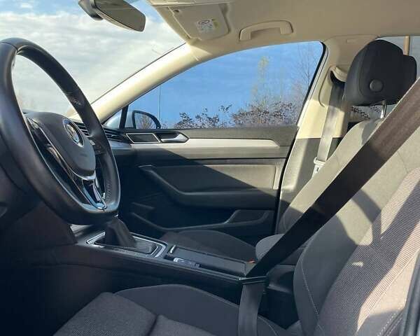 Серый Фольксваген Пассат, объемом двигателя 1.97 л и пробегом 212 тыс. км за 14499 $, фото 17 на Automoto.ua