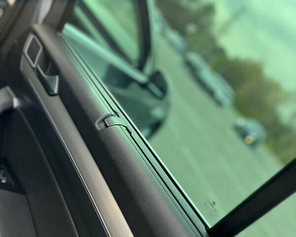 Серый Фольксваген Пассат, объемом двигателя 1.6 л и пробегом 265 тыс. км за 13200 $, фото 48 на Automoto.ua