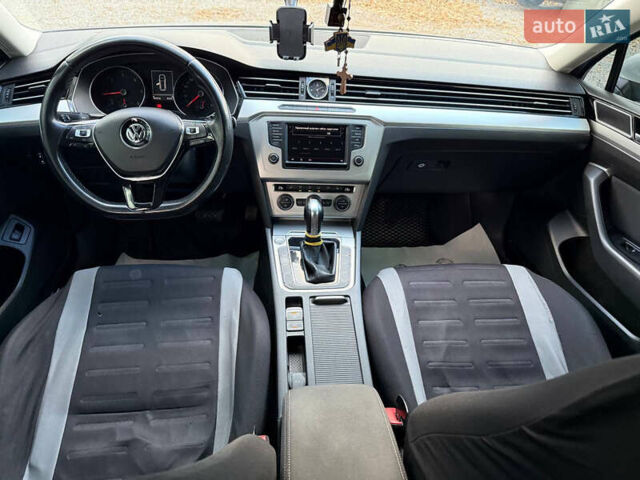 Серый Фольксваген Пассат, объемом двигателя 1.97 л и пробегом 380 тыс. км за 13500 $, фото 44 на Automoto.ua