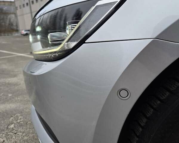 Серый Фольксваген Пассат, объемом двигателя 1.97 л и пробегом 198 тыс. км за 25000 $, фото 43 на Automoto.ua