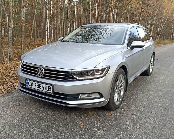 Фольксваген Пассат 2016 в Радомышле на Automoto.ua Серый Фольксваген Пассат, объемом двигателя 1.97 л и пробегом 286 тыс. км за 14500 $, фото 9 на Automoto.ua