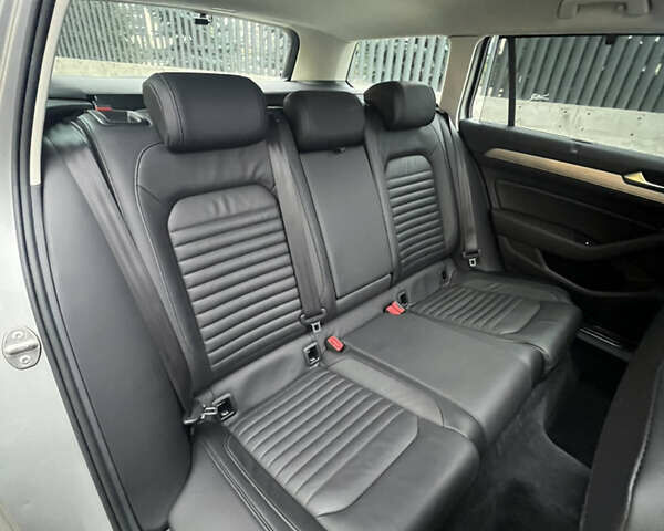 Сірий Фольксваген Пассат, об'ємом двигуна 1.6 л та пробігом 260 тис. км за 13999 $, фото 47 на Automoto.ua