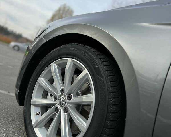 Серый Фольксваген Пассат, объемом двигателя 1.6 л и пробегом 265 тыс. км за 13200 $, фото 15 на Automoto.ua