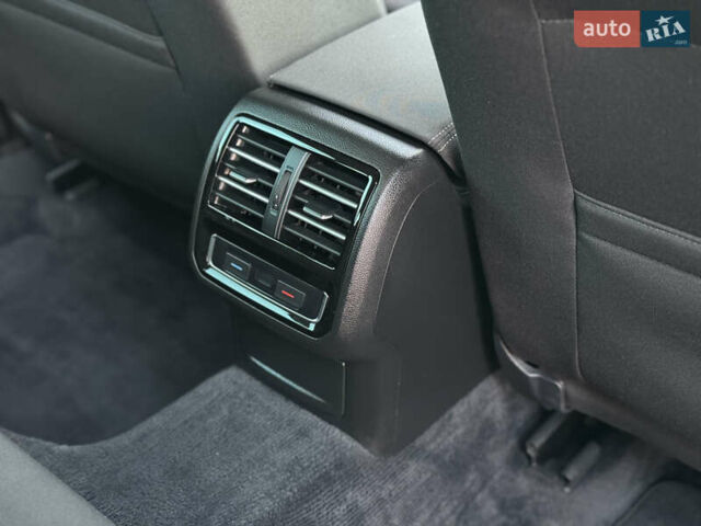 Серый Фольксваген Пассат, объемом двигателя 2 л и пробегом 267 тыс. км за 13950 $, фото 121 на Automoto.ua