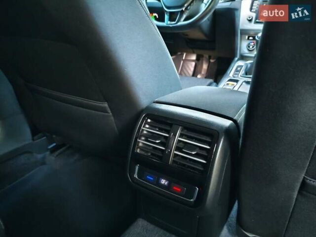 Серый Фольксваген Пассат, объемом двигателя 1.97 л и пробегом 212 тыс. км за 14850 $, фото 29 на Automoto.ua