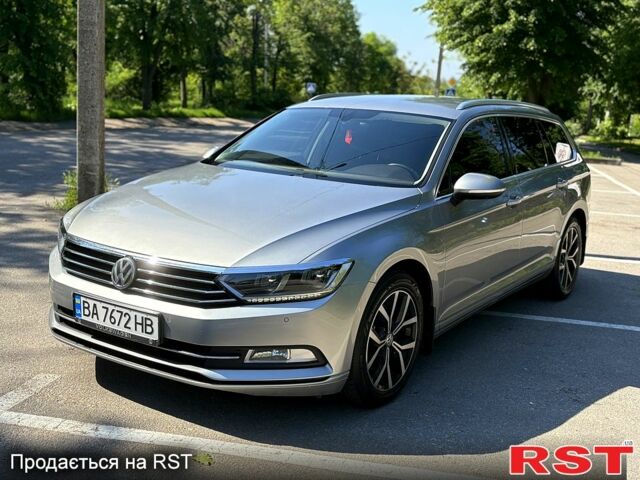 Сірий Фольксваген Пассат, об'ємом двигуна 2 л та пробігом 200 тис. км за 14999 $, фото 1 на Automoto.ua