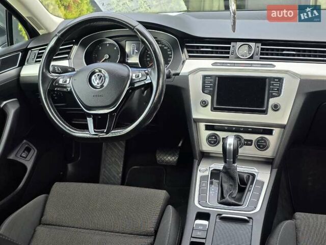 Сірий Фольксваген Пассат, об'ємом двигуна 2 л та пробігом 226 тис. км за 15499 $, фото 16 на Automoto.ua