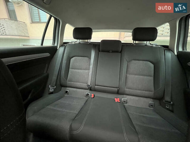 Сірий Фольксваген Пассат, об'ємом двигуна 1.97 л та пробігом 247 тис. км за 12900 $, фото 9 на Automoto.ua