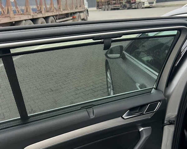 Сірий Фольксваген Пассат, об'ємом двигуна 1.6 л та пробігом 260 тис. км за 13999 $, фото 42 на Automoto.ua