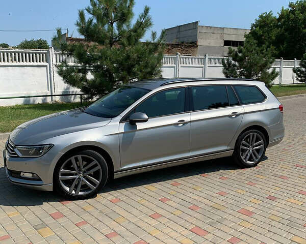 Серый Фольксваген Пассат, объемом двигателя 2 л и пробегом 201 тыс. км за 12500 $, фото 2 на Automoto.ua