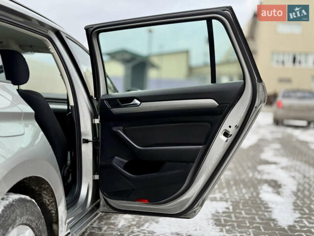 Серый Фольксваген Пассат, объемом двигателя 2 л и пробегом 181 тыс. км за 13499 $, фото 49 на Automoto.ua