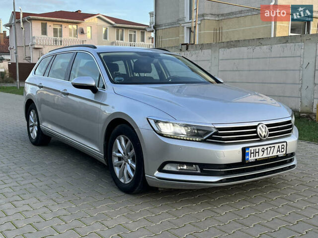 Серый Фольксваген Пассат, объемом двигателя 1.6 л и пробегом 262 тыс. км за 11800 $, фото 9 на Automoto.ua