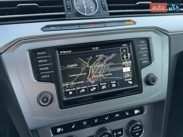 Серый Фольксваген Пассат, объемом двигателя 2 л и пробегом 267 тыс. км за 13950 $, фото 110 на Automoto.ua